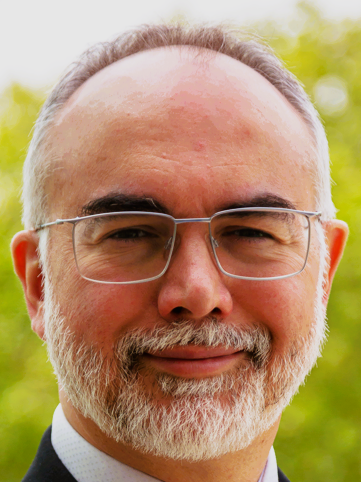 Headshot of Arcadi Navarro